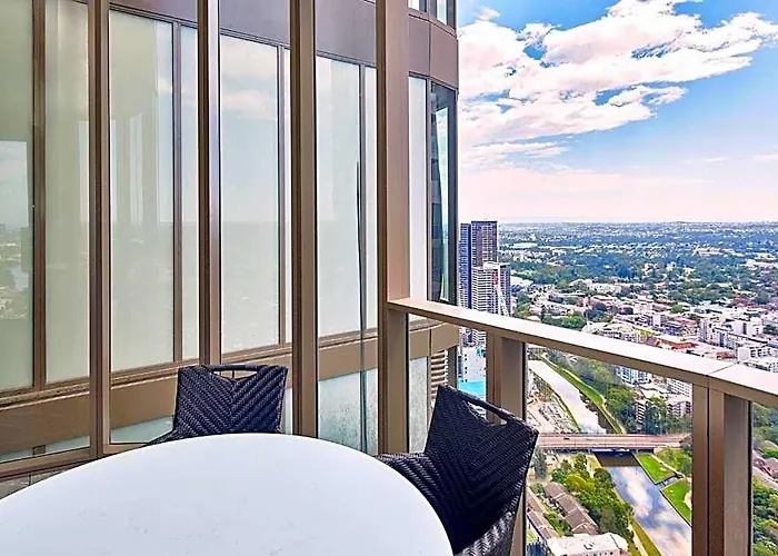 Meriton Suites George Street, Parramatta