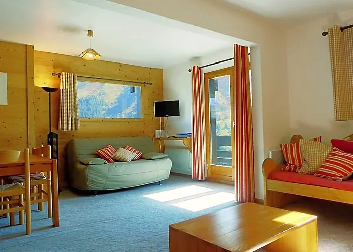 Modern Apartment In Meribel Near The Ski Lifts