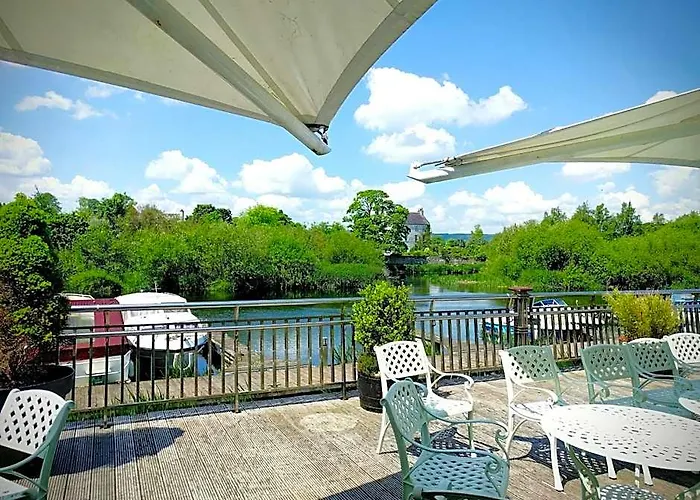Lord Bagenal Inn