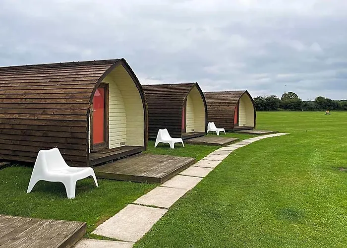 Rodway Hill Golf & Eco Pod Hotel