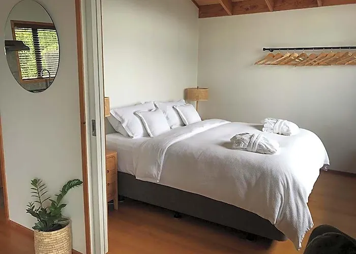 Adrift In Golden Bay- Absolute Beachfront Villas