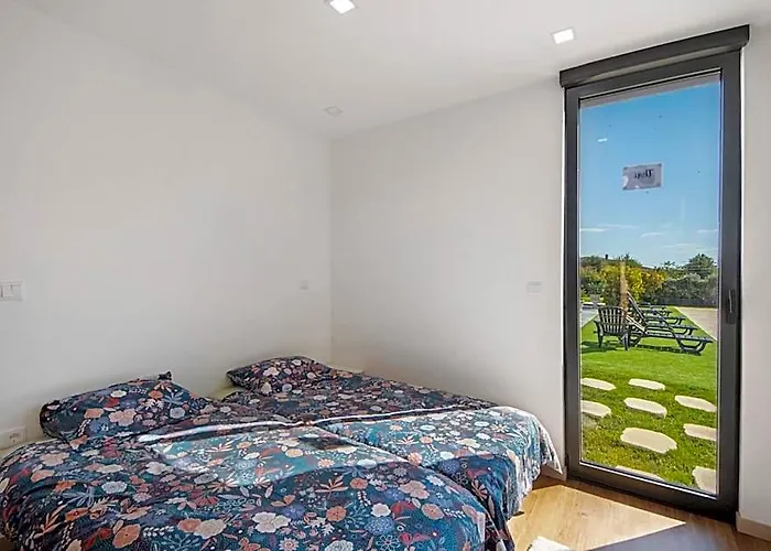 Apartamento Thai Com Piscina