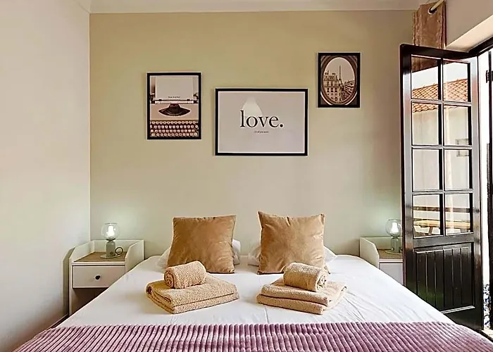 Baleal Classic Waves Guest House
