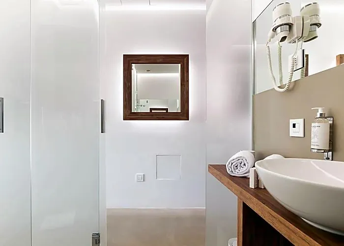 Domus Cavour Rooms&Suites