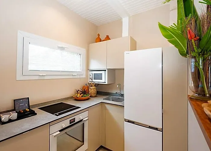 East Keys - East Lagoon Suites