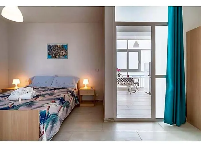 Leverblu House
