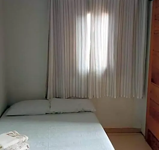Hospedaria Da Cris