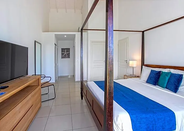 Bleu Emeraude Hotel