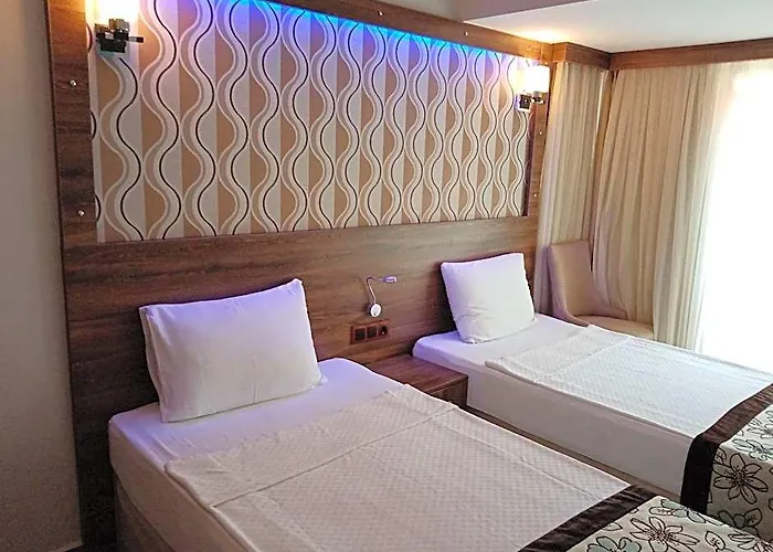 Dolphin Apart Hotel