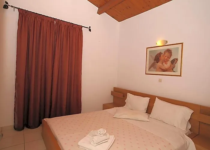 Glyfada Gorgona Apartments
