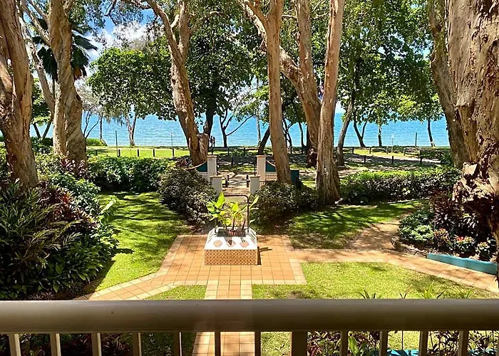 Beachview Apartments At Villa Paradiso