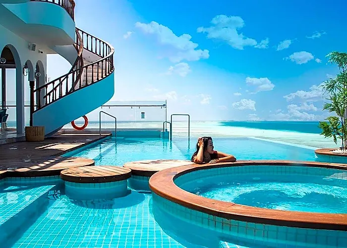 Stone Hotels Dhiffushi
