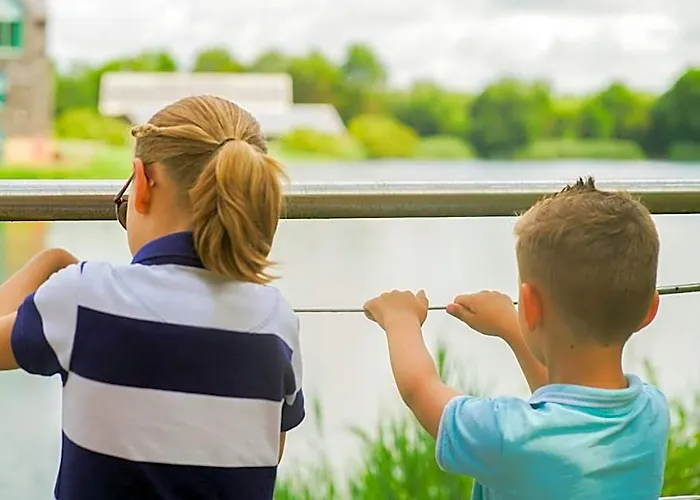 De Vere Cotswold Water Park Apartments