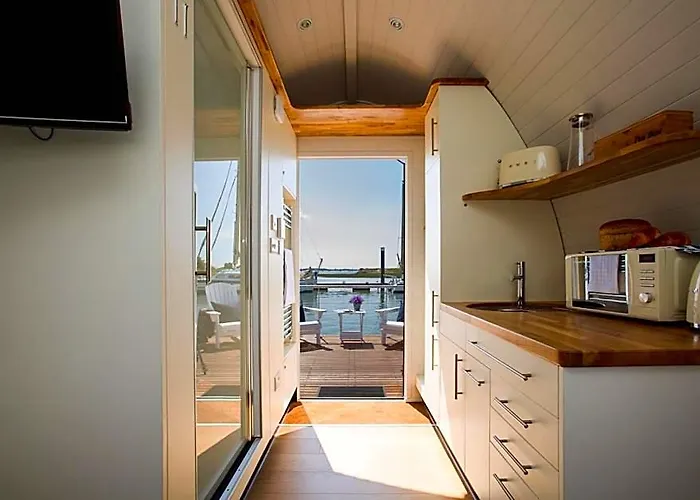 Samphire Ark 900
