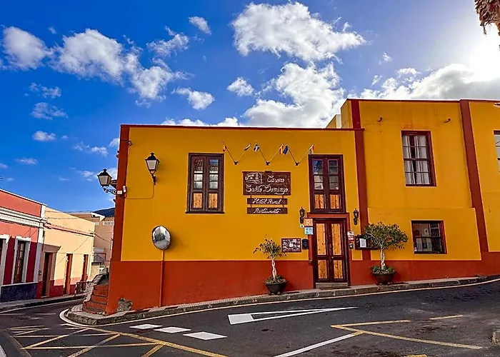 Hotel Rural Casona Santo Domingo