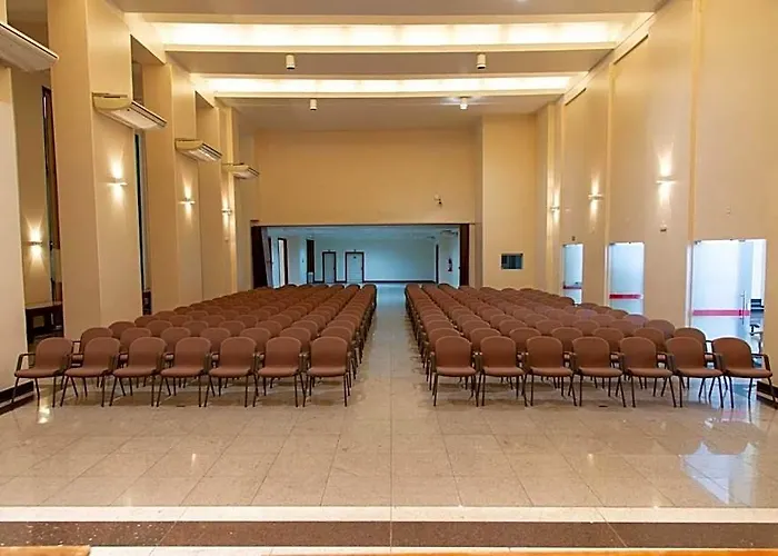 Hotel Gloria Resort & Convention