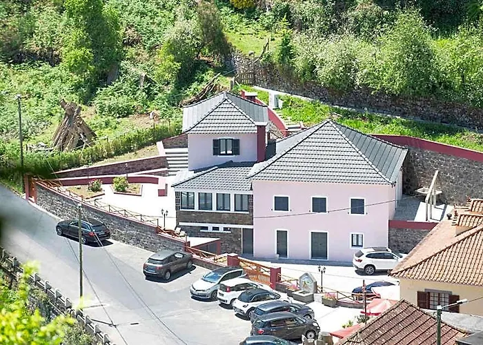 Casa Do Ribeiro Frio