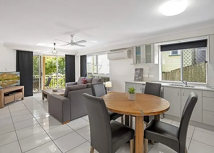Kirra Palms Holiday Apartments