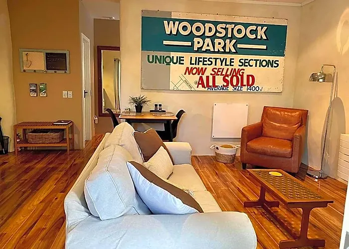 Woodstock Suite