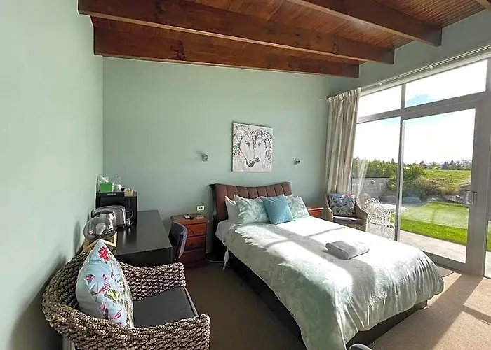 Three Rivers Lodge
