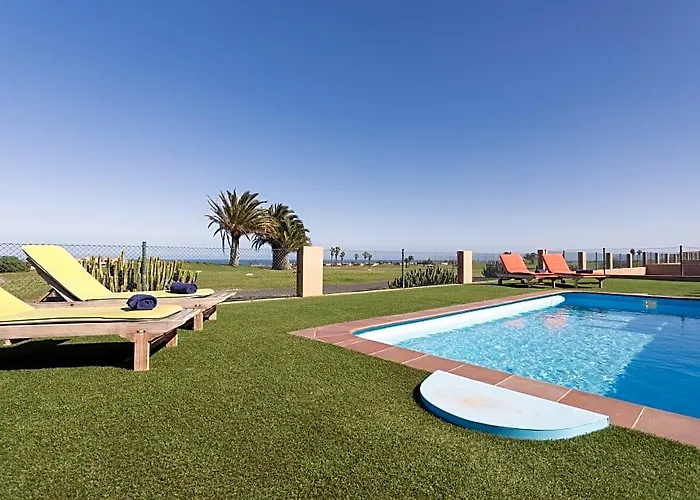 Villas Caleta Beach & Golf