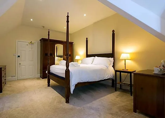 The Hunters Inn