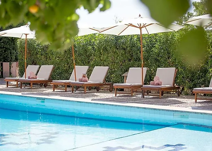 Es Quatre Cantons Hotel