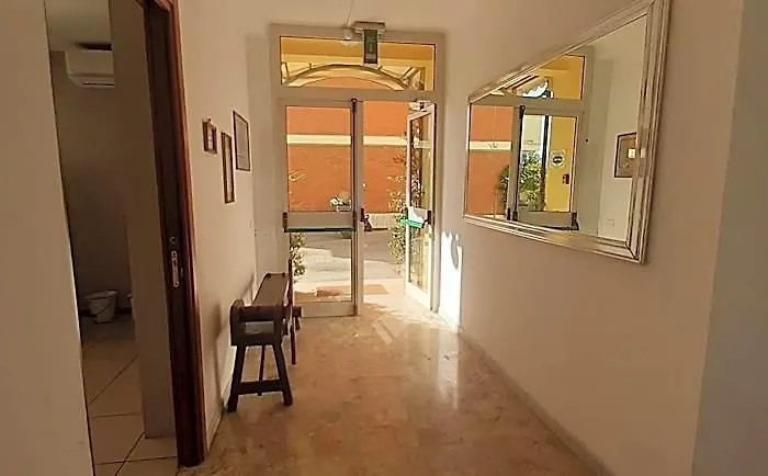 Ubika Hotel