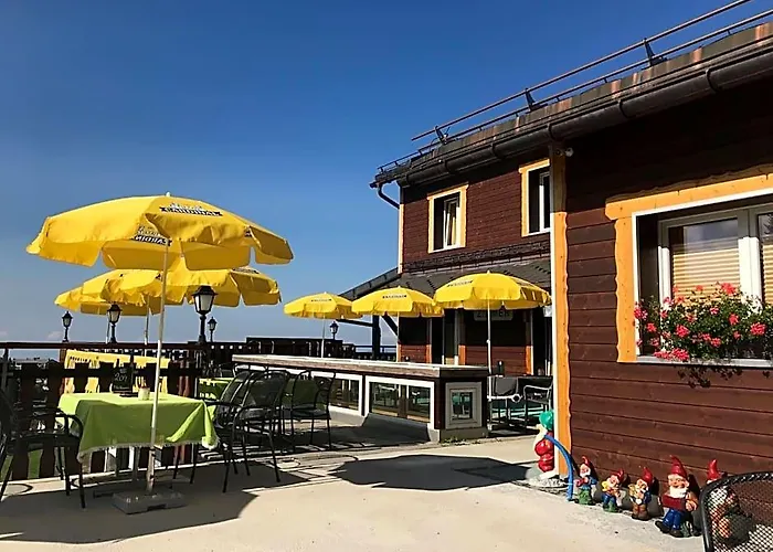 Ausflugs-Ski-Pistenhotel Klewenstock Auto Frei Mit Dem Mobiltelefon Bestellen Nur Mit Der Pendelbahn Erreichbar Auf 1600Muem