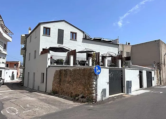 Longevity Hotel