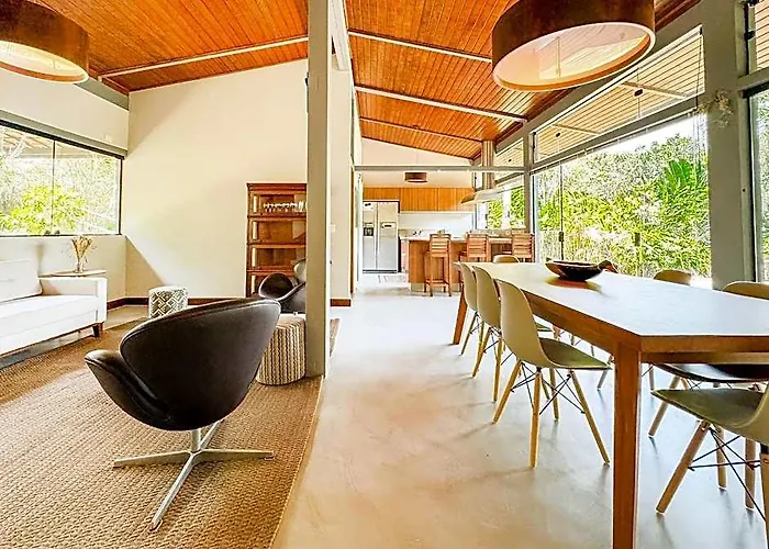 Casa Terrea De Alto Padrao Com Piscina E Cozinha De Cinema Na Granja Viana