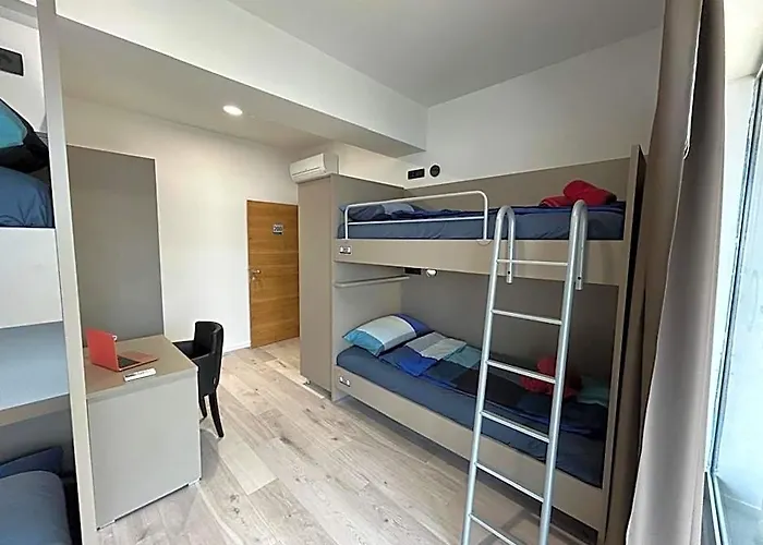 Hostelum