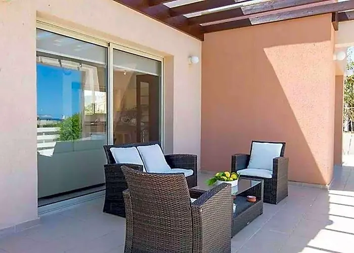 Sea Breeze Hideaway