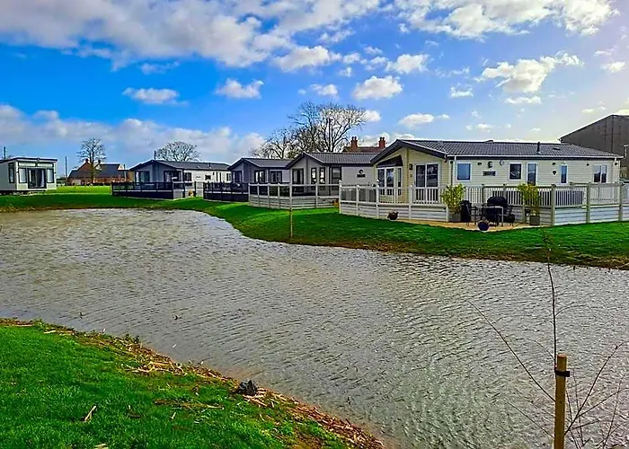 Helsey Farm Cottages