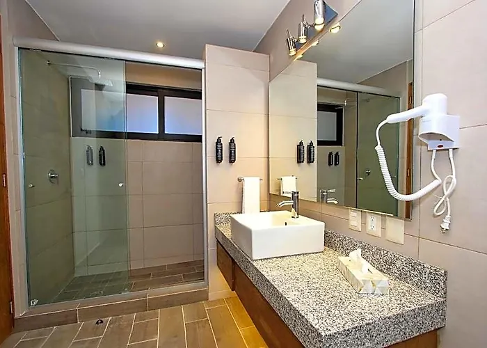 Niru Ocean Suites By Binniguenda