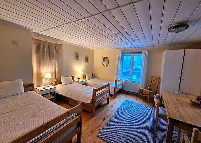 Lantlivlodge I Oesterjoern - Midgard