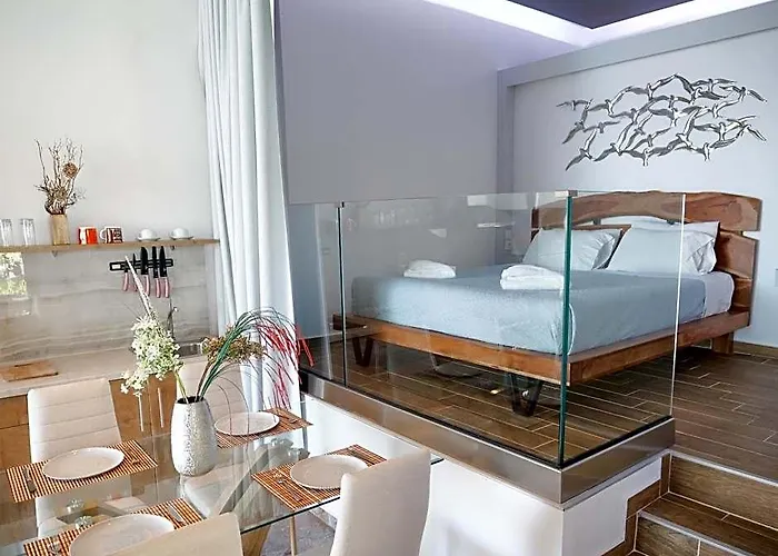 Zeus Throne Suites