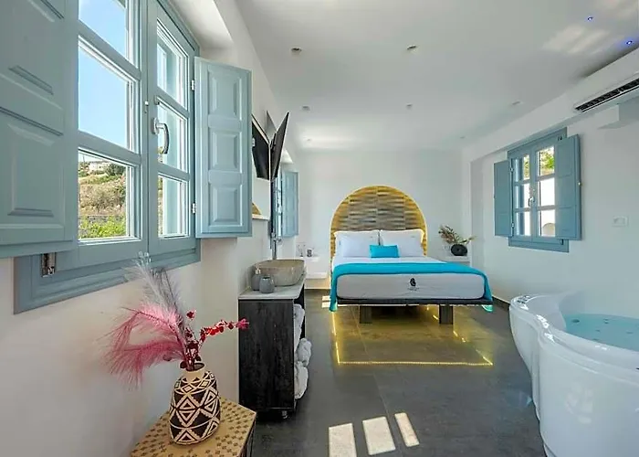 Blackstone Luxury Suites