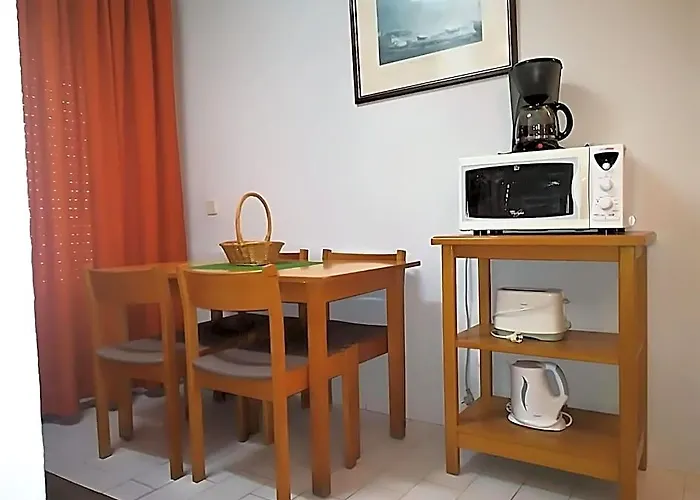 Apartamentos Turisticos Lindomar