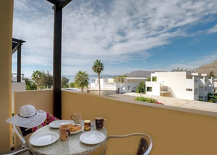 Matina Pefkos Aparthotel