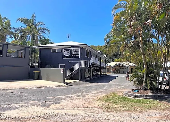 Agnes Palms Motel