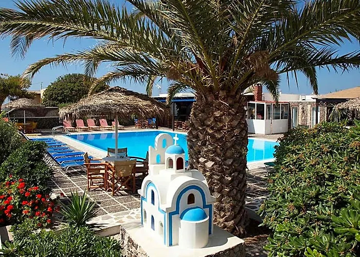 Holiday Beach Resort Santorini