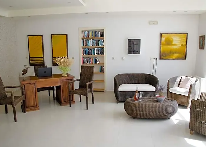 Myrthe Apartments