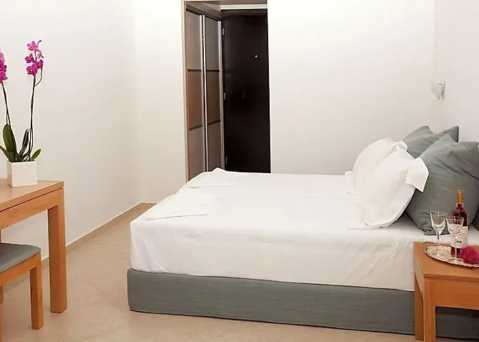 Notis Hotel