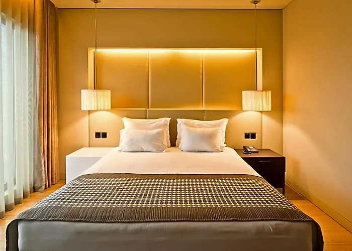 Golden Tulip Sao Joao Da Madeira Hotel
