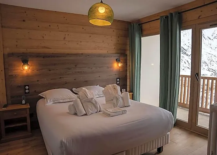 Les Cèdres - Hôtel - Restaurants - Spa