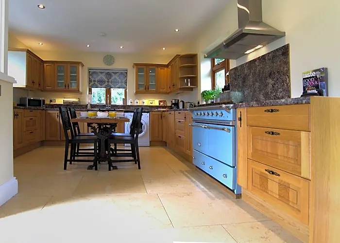 East Lodge Bolney