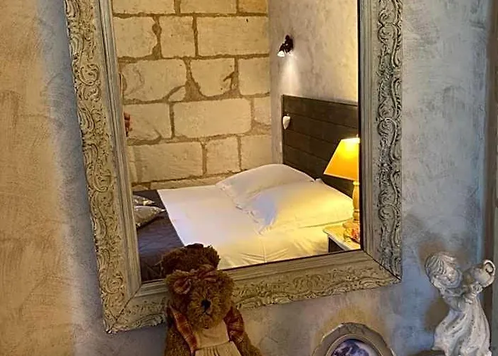 Logis Hôtel Auberge De L'ecole
