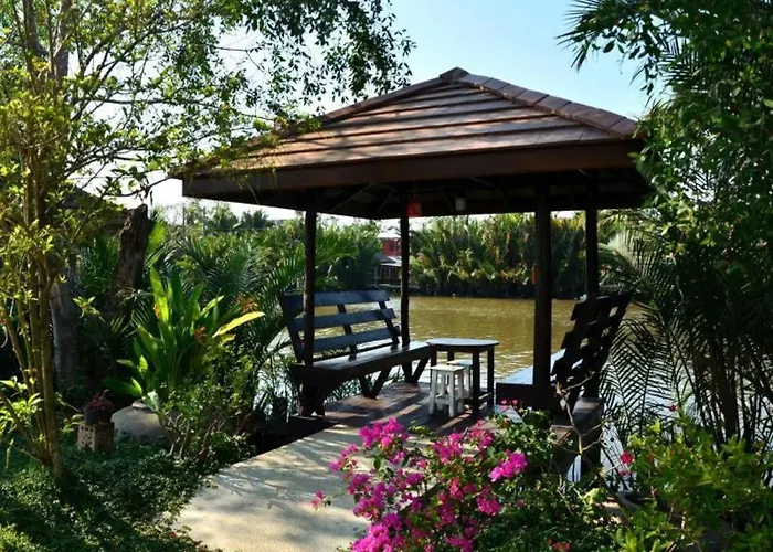 Baan Suan Nuan Ta