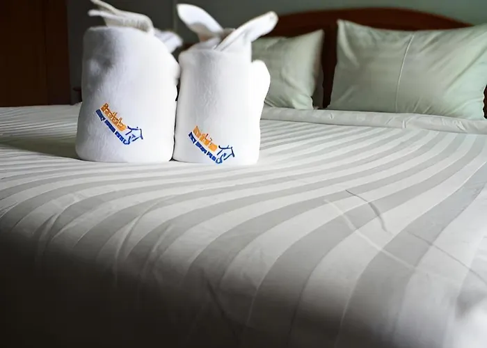 Ritzy House Hotel